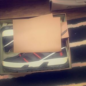 Burberry shoes lightly worn